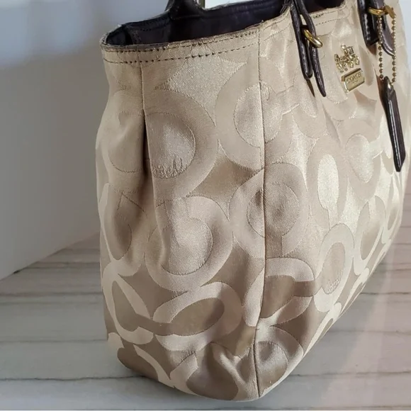 Coach Mia Op Art Beige Gold Shoulder Bag 15758 - Picture 4 of 16